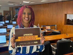 Cientista Política Nailah Neves Valeci no Senado Federal
