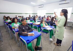 Professora em sala de aula