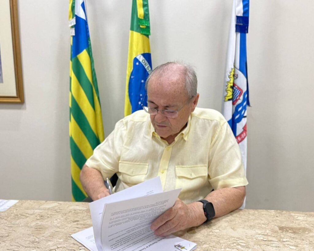 Prefeito Silvio Mendes