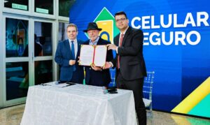 Ministro Wellington César, presidente Lucas e o secretário Nacional de Segurança Chico Lucas