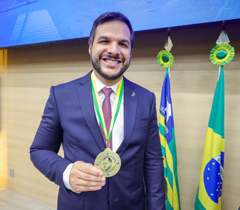 Secretário Washington Bandeira