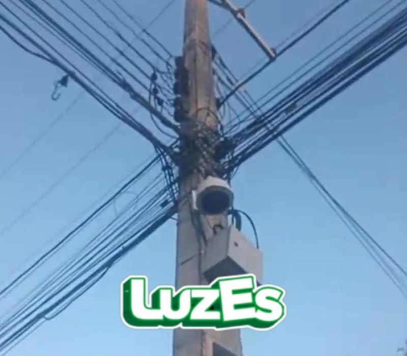 1000433823