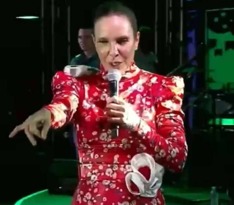 8aff1ed5-5ccb-460b-ac4a-cb924c06a288