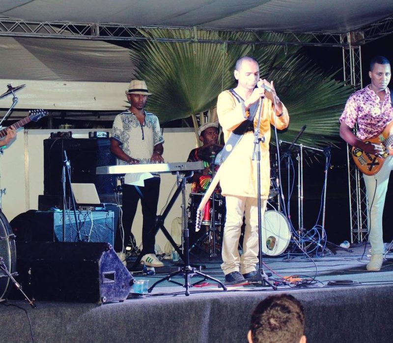 98ee1cce-5eb2-4a25-b53c-f8712ccfd6bd