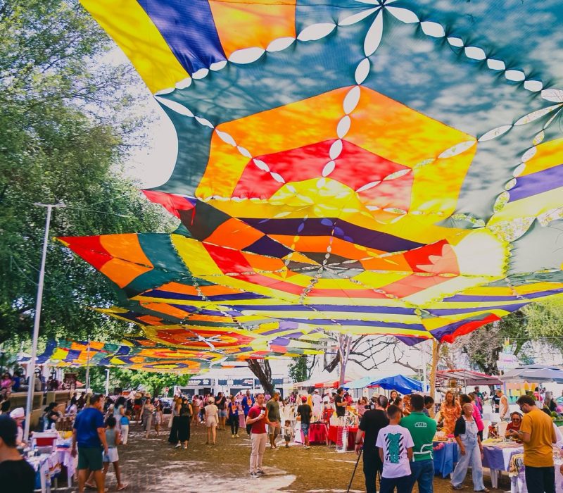 Feira na Praça
