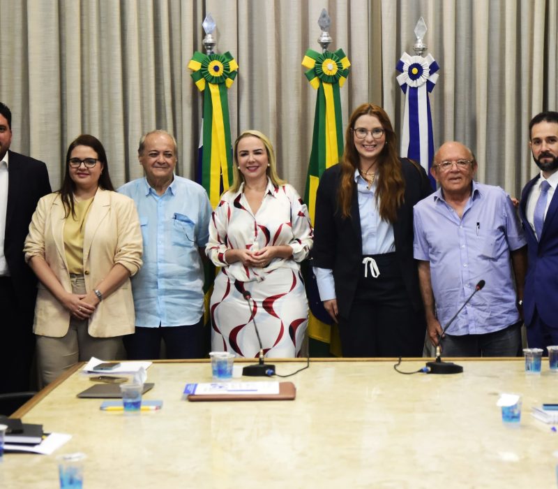 Reunião entre a Prefeitura e a Águas de Teresina