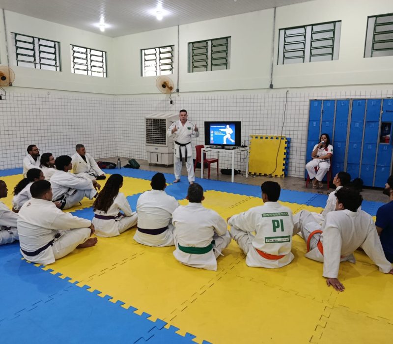 Karate-Sarah-Projeto-Karate-Kids