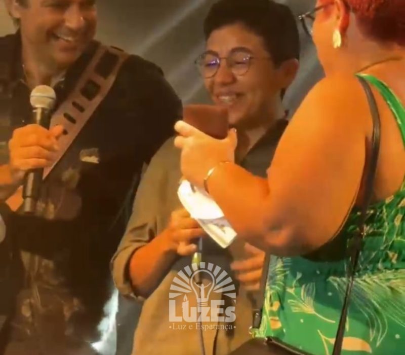 {"remix_data":[],"remix_entry_point":"challenges","source_tags":["local"],"origin":"unknown","total_draw_time":0,"total_draw_actions":0,"layers_used":0,"brushes_used":0,"photos_added":0,"total_editor_actions":{},"tools_used":{"addons":1},"is_sticker":false,"edited_since_last_sticker_save":true,"containsFTESticker":false}