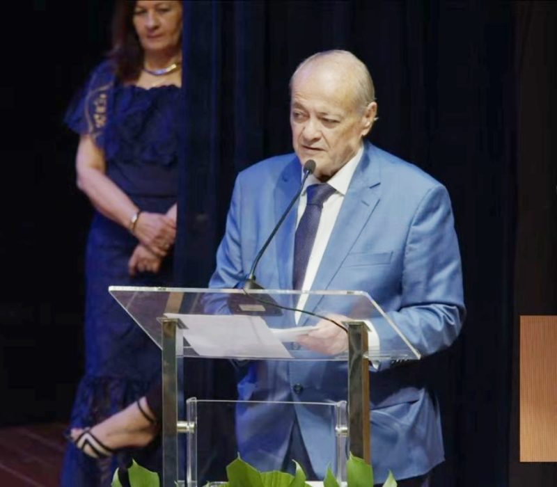 {"remix_data":[],"remix_entry_point":"challenges","source_tags":["local"],"origin":"unknown","total_draw_time":0,"total_draw_actions":0,"layers_used":0,"brushes_used":0,"photos_added":0,"total_editor_actions":{},"tools_used":{"transform":1,"curves":1},"is_sticker":false,"edited_since_last_sticker_save":true,"containsFTESticker":false}