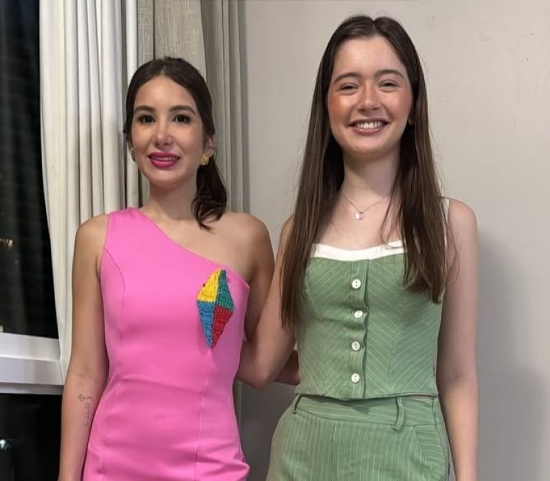 {"remix_data":[],"remix_entry_point":"challenges","source_tags":["local"],"origin":"unknown","total_draw_time":0,"total_draw_actions":0,"layers_used":0,"brushes_used":0,"photos_added":0,"total_editor_actions":{},"tools_used":{"transform":1},"is_sticker":false,"edited_since_last_sticker_save":true,"containsFTESticker":false}