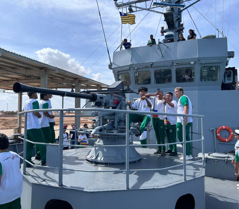 Navio no Porto