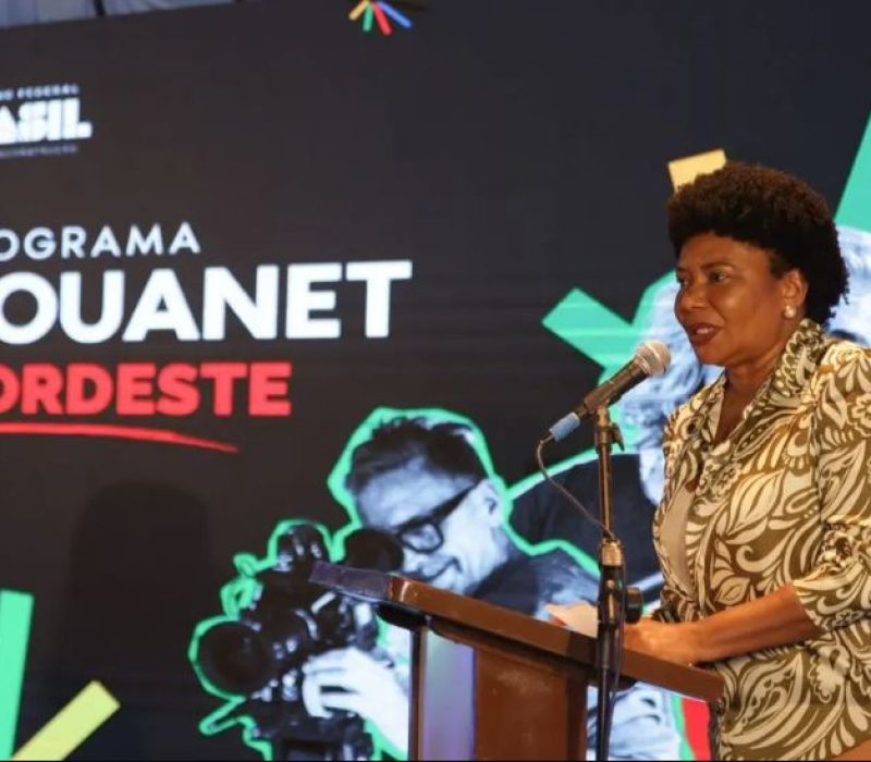 b23d4e0b-31d5-45e1-a6e0-1adba0b689e4