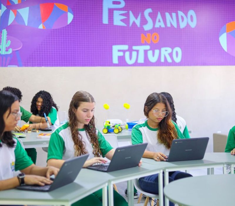 large_Inauguracao_do_CETI_Duque_de_Caxias_48_12b31839a2