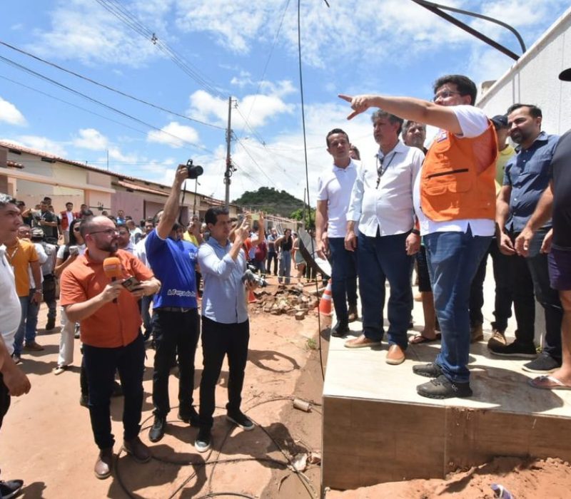 large_Visita_aos_desabrigados_de_Picos_5_9cb3589dfc