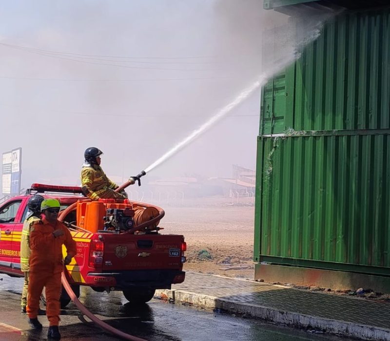 large_porto_bombeiros_f7b6ad264e